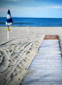 beach in abruzzo